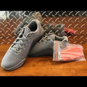 Nike Metcon 5 Gunsmoke Wolf Grey AQ1189-010 Men8.5